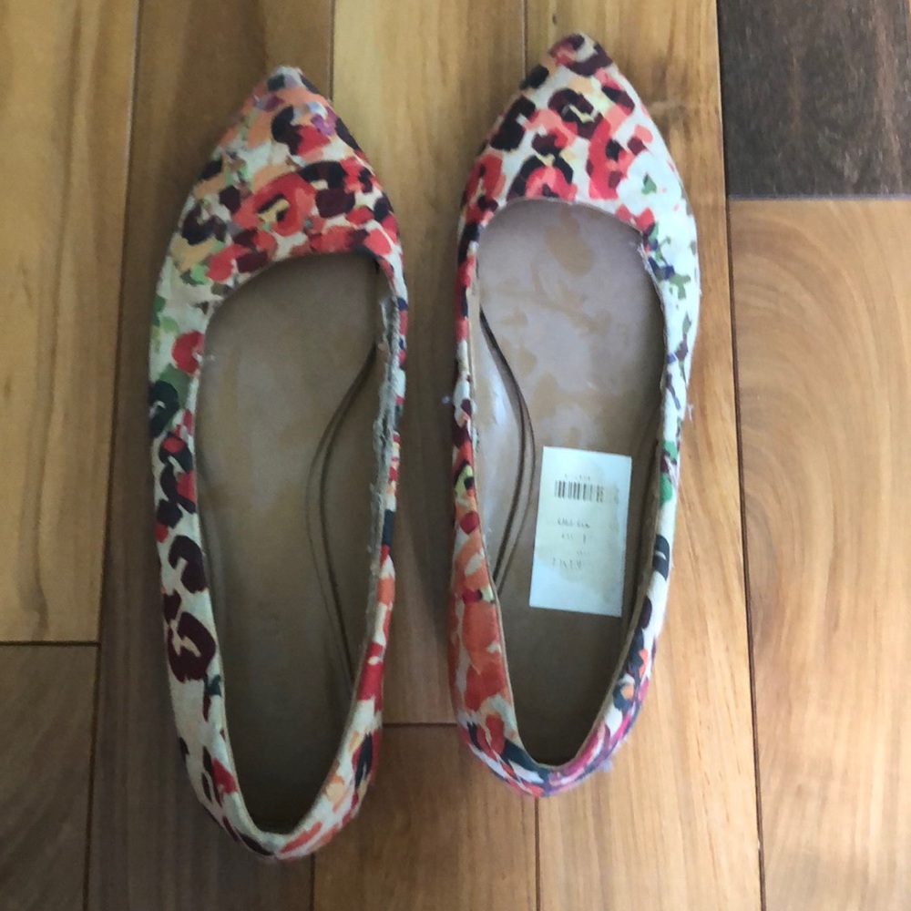 Multicolor flats